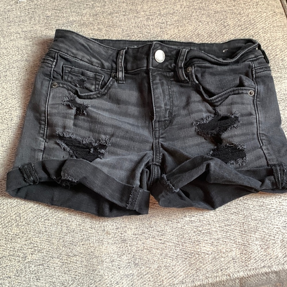 AE Black Torn Midi Shorts | Lightly worn | Size 4